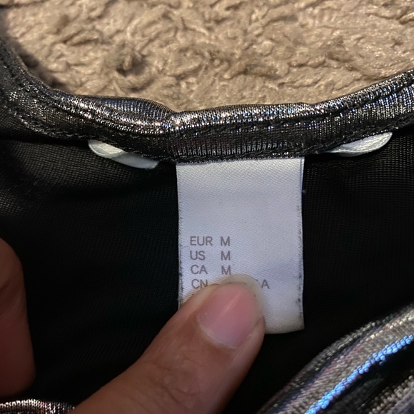 Silver drape Tanktop - Picture 4 of 4